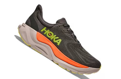 HOKA ARAHI 8 Férfi futócipő