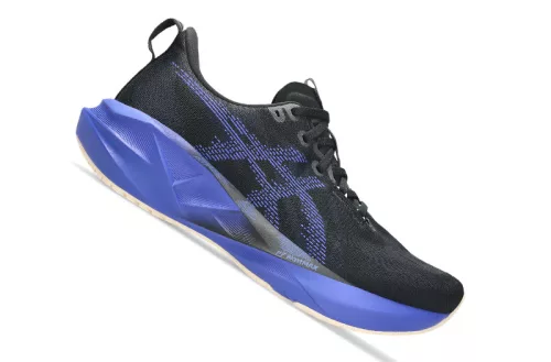 ASICS NOVABLAST 5 Férfi futócipő